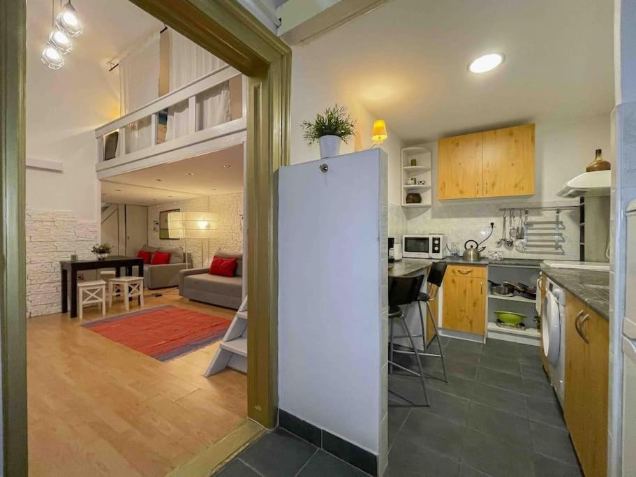B15 Downtown Cosy Apartment Budapest Bagian luar foto